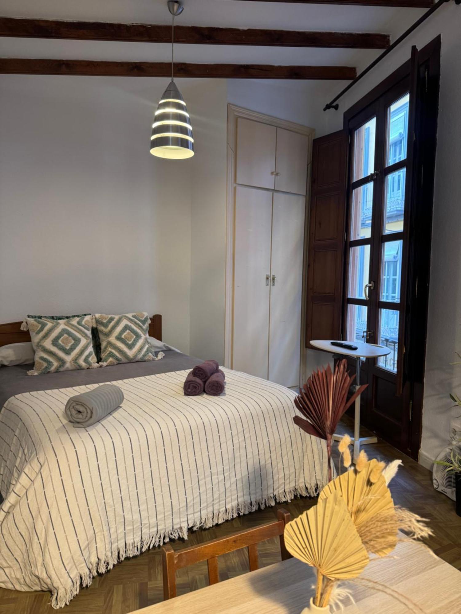 Cozy Studio Close To The Cathedral Гранада Екстериор снимка